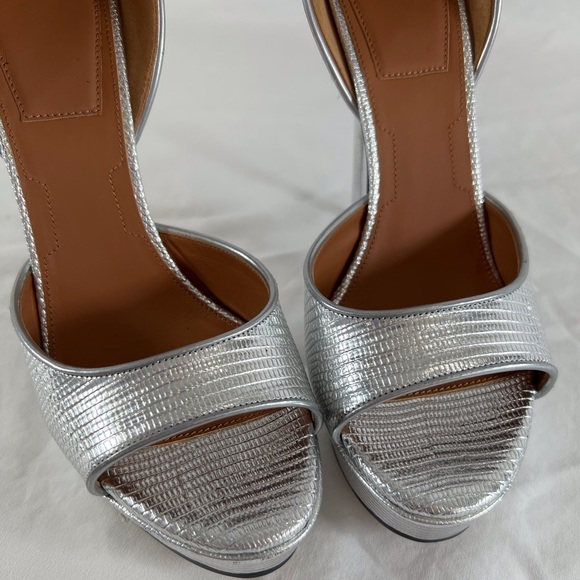 GIVENCHY Silver Leather Lizard Embossed Shark Lock Ankle Strap Sandals 40 - 10US - Picture 5 of 15